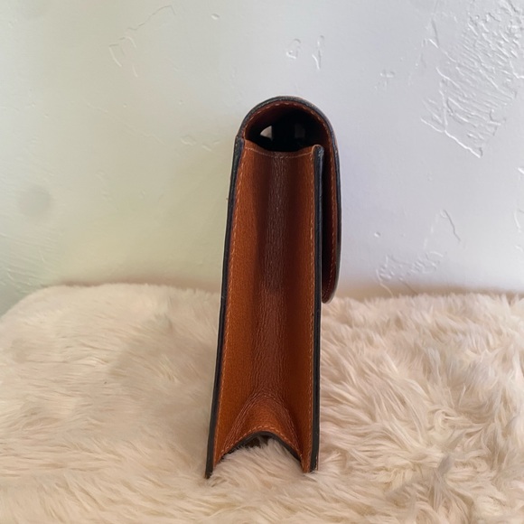 Gucci Vintage Cognac Leather Envelope Wristlet Evening Flap w/ Slide Lock - Picture 7 of 10